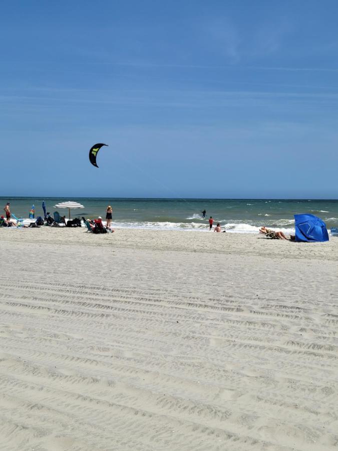 Salty Air Retreat Apartment Myrtle Beach Bagian luar foto