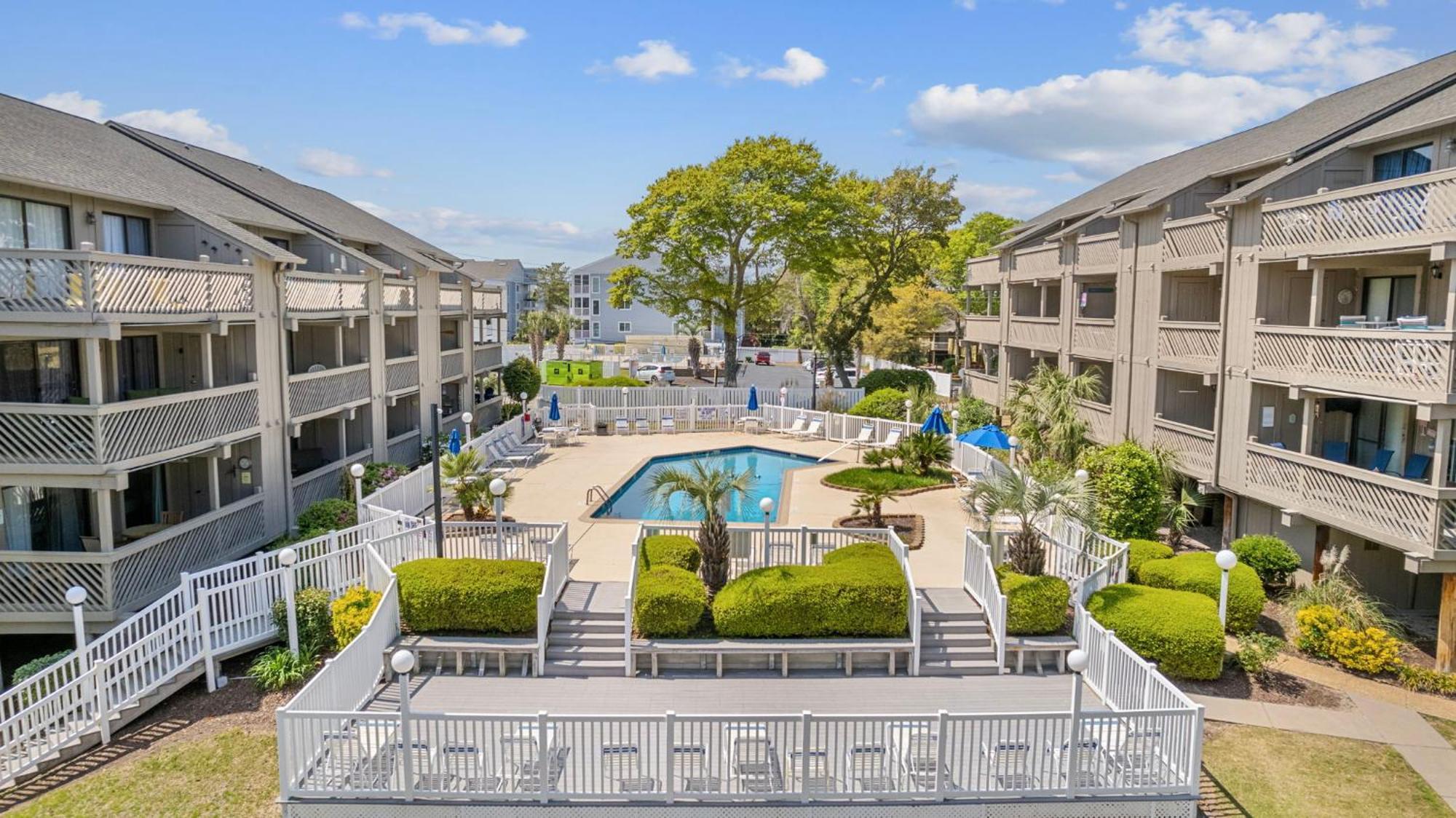 Salty Air Retreat Apartment Myrtle Beach Bagian luar foto